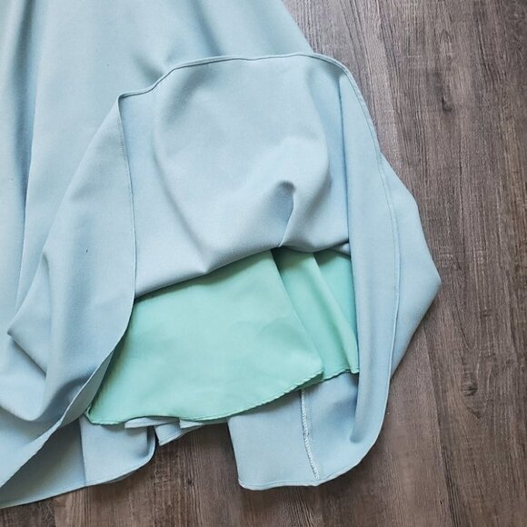 Dress - Picture 11 of 16